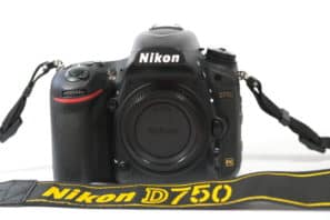 D750 front